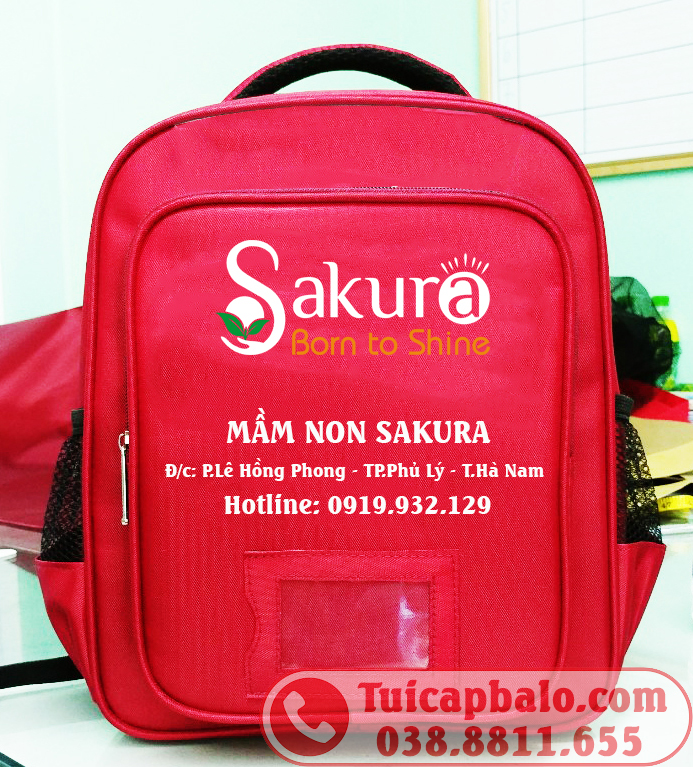 Sản xuất và in thêu logo lên balo